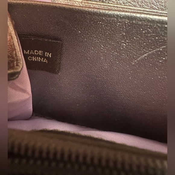 Coach Metallic Leather Zip Around Wallet Large Size Lots of Storage 8”x4”x1” - Picture 8 of 16